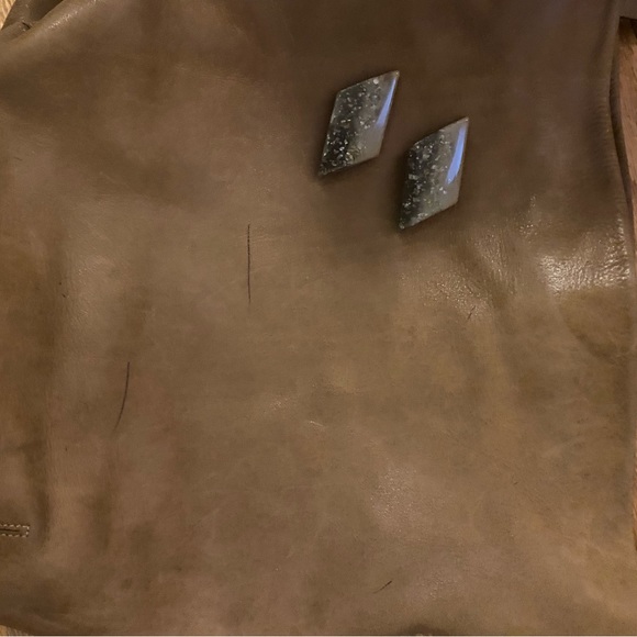 COACH Soft LEATHER CARRIE TOTE HANDBAG, BROWN, USED. - Picture 10 of 13